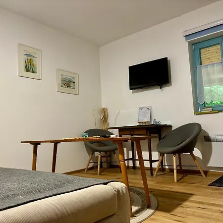 Apartment Uprostred Zelene